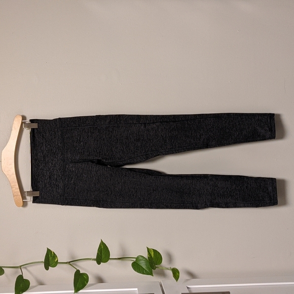 Aerie Women's Huggers Leggings - Picture 3 of 7